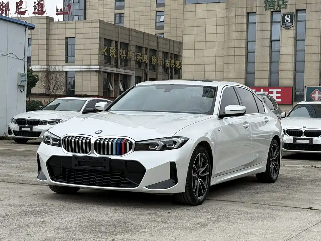 BMW 3 Series 2023