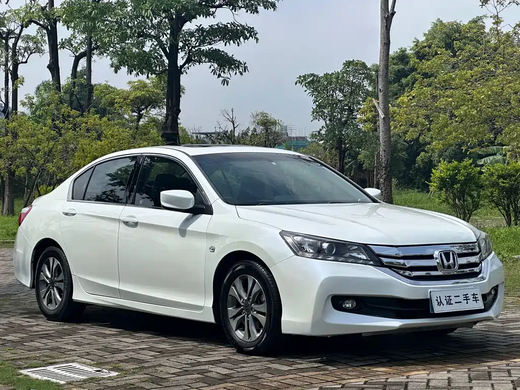 Honda Accord 2016 — фото 3