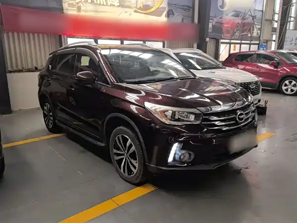 GAC Trumpchi GS4 2017