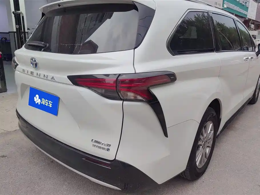 Toyota Sienna 2022