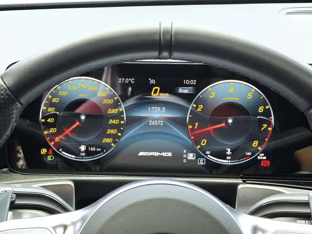 Mercedes-Benz GLB AMG 2023 — фото 19