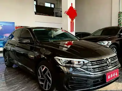 Volkswagen Sagitar 2024