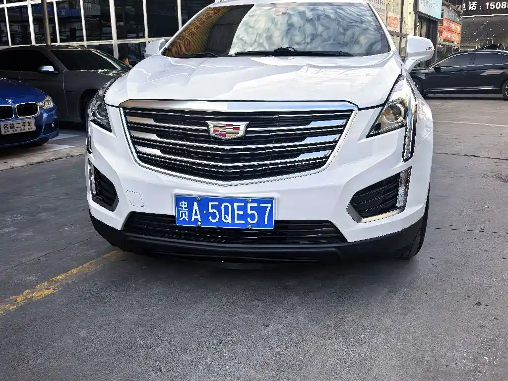 Cadillac XT5 2017 — фото 2