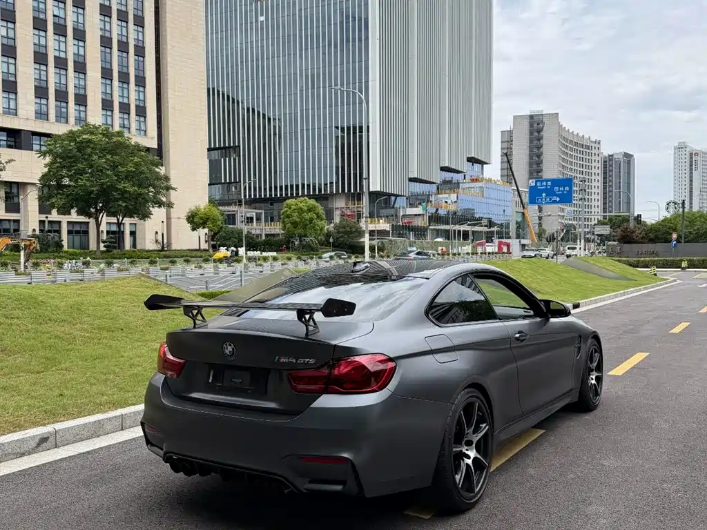 BMW M4 2017 — фото 4