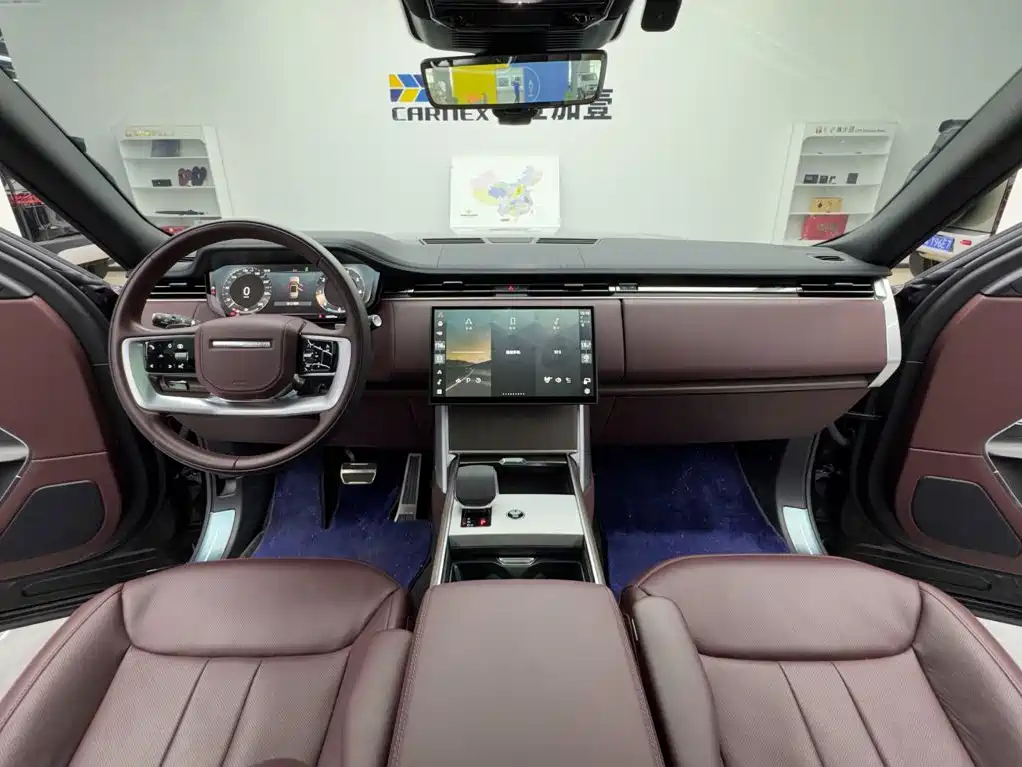 Land Rover Range Rover 2025 — фото 11