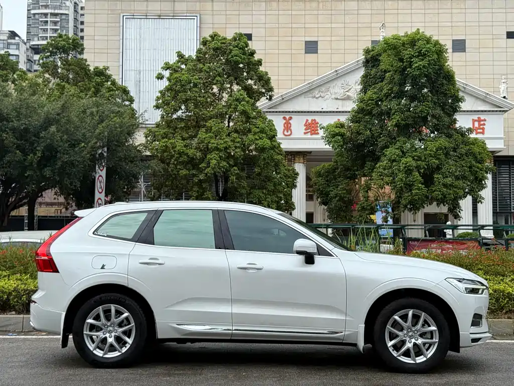 Volvo XC60 2019
