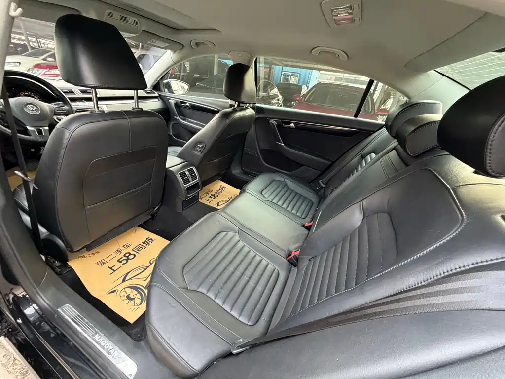 Volkswagen Magotan 2014
