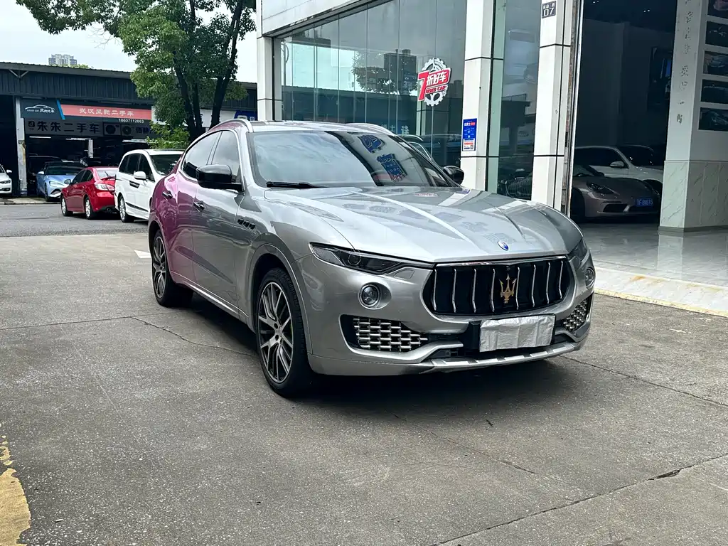 Maserati Levante 2017 — фото 3
