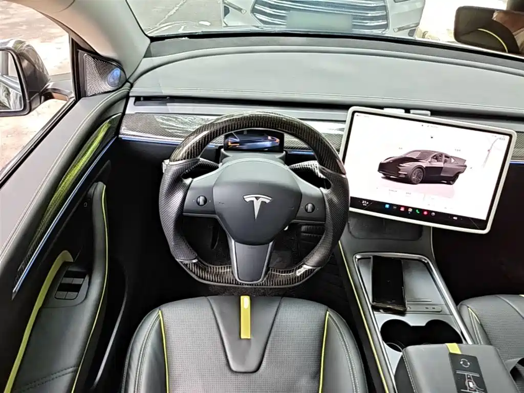 Tesla Model Y 2022 — фото 11