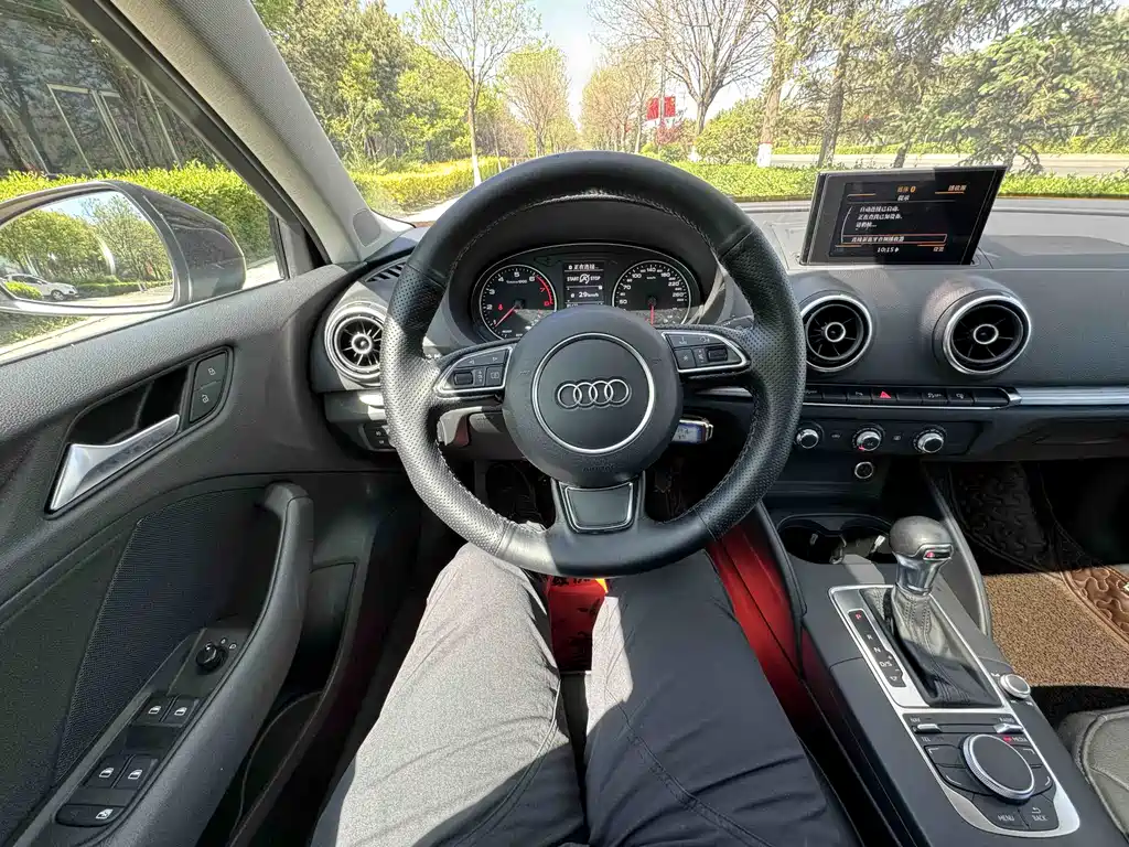 Audi A3 2016 — фото 10