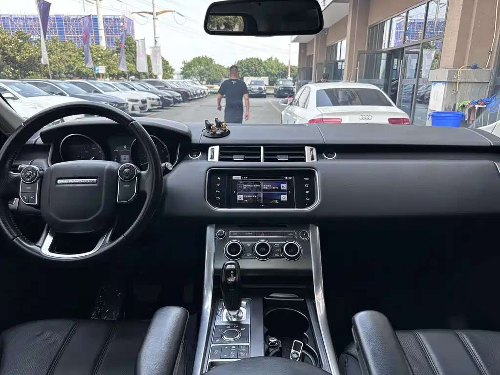 Land Rover Sport 2017 — фото 11
