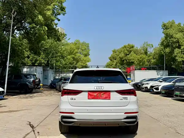 Audi Q3 2022