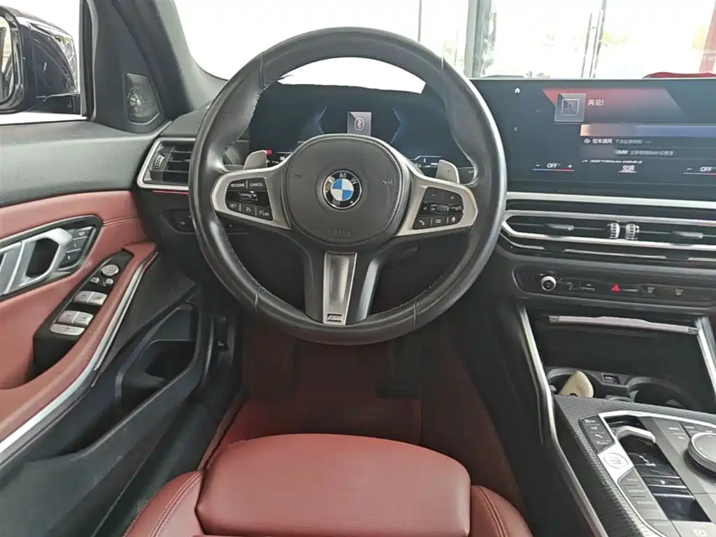 BMW 3 Series 2023 — фото 11