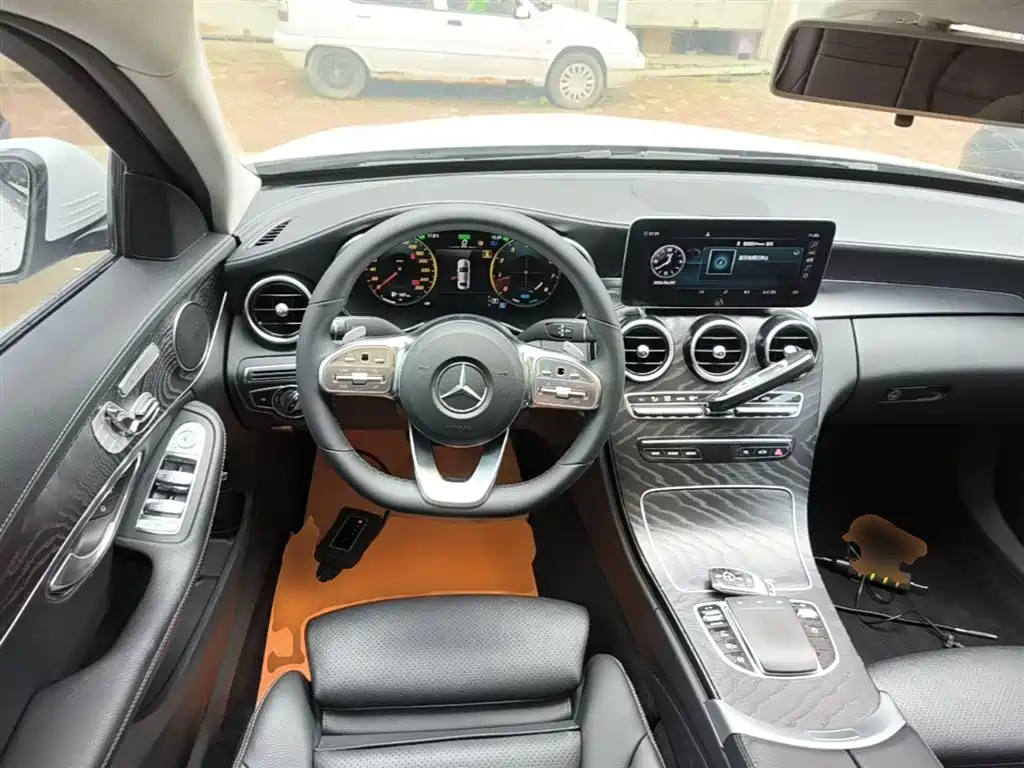 Mercedes-Benz C-Class 2019 — фото 11