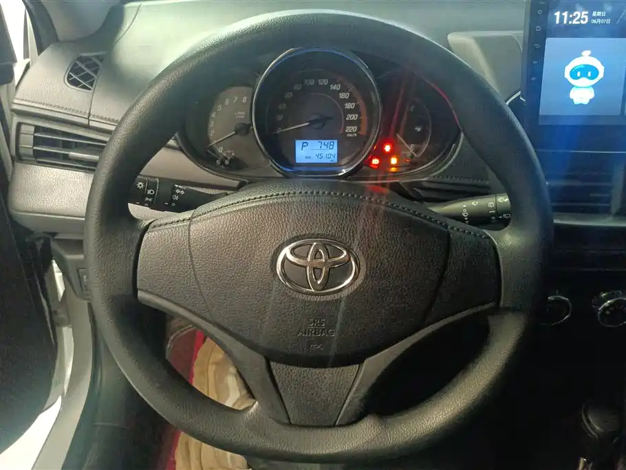 Toyota Yaris L 2021 — фото 15