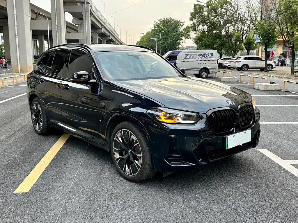 BMW iX3 2023 — фото 3