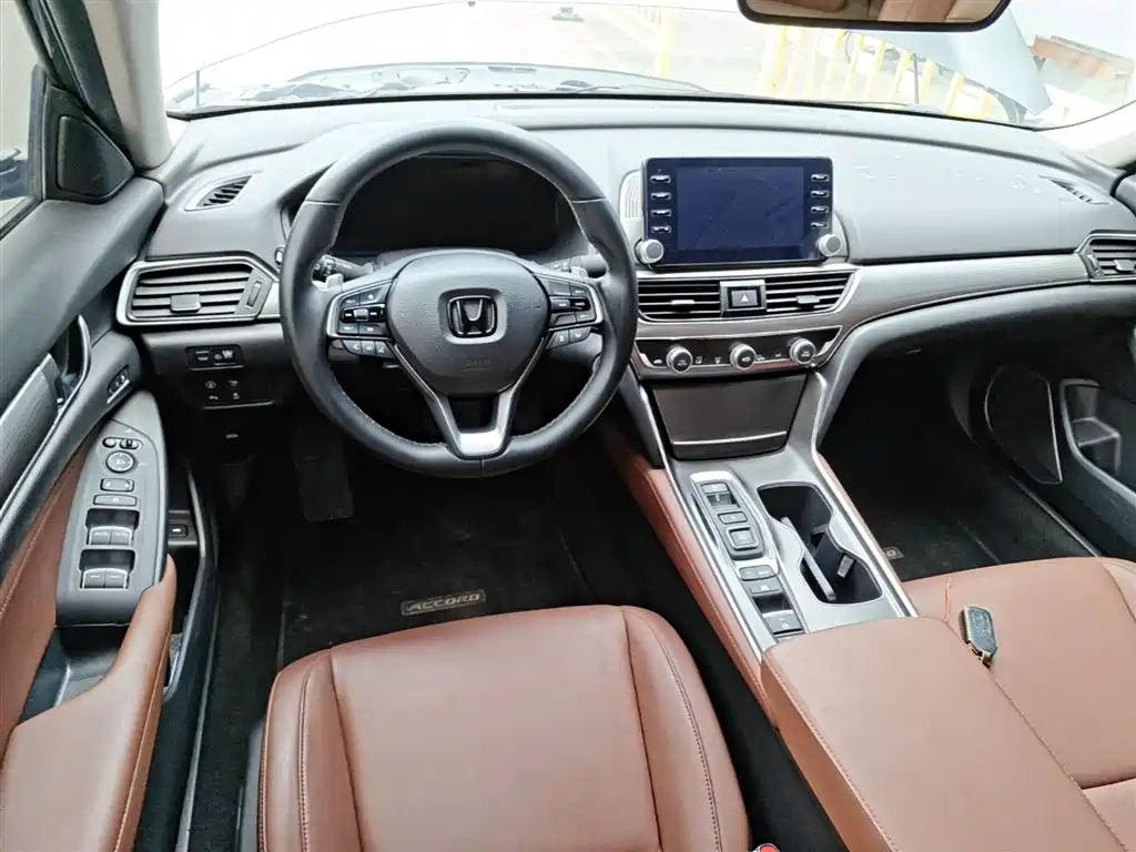 Honda Accord 2021 — фото 10