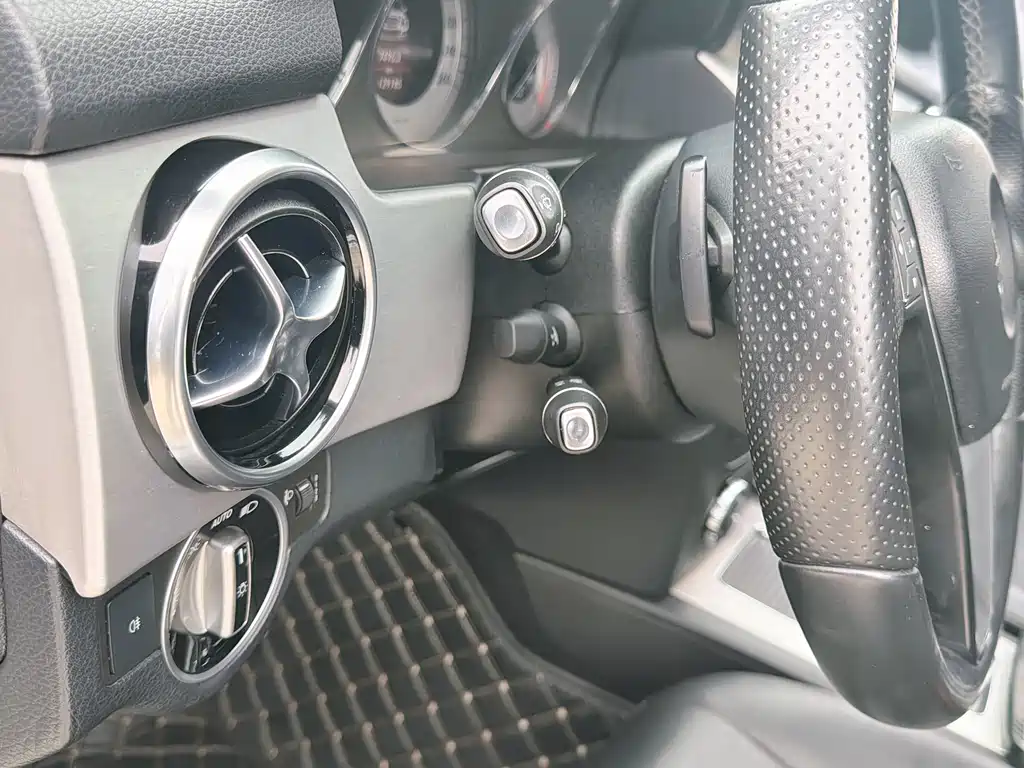 Mercedes-Benz GLK-Class 2012 — фото 19