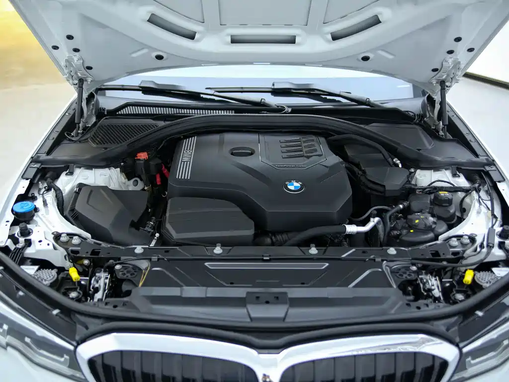 BMW 3 Series 2020 — фото 11