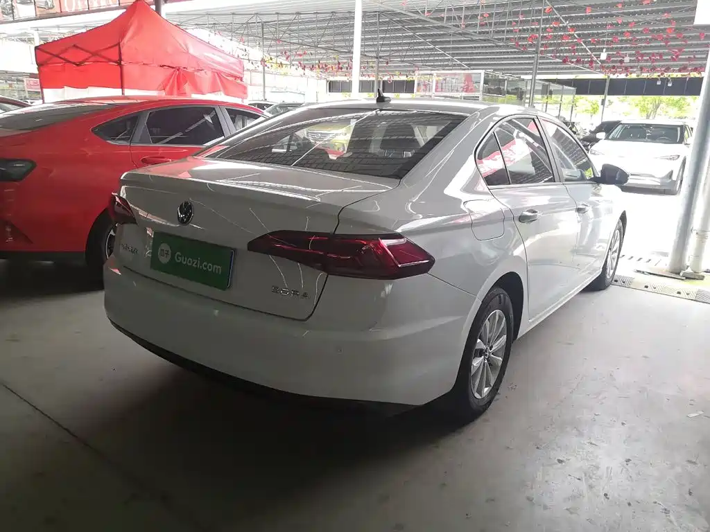 Volkswagen Bora 2021