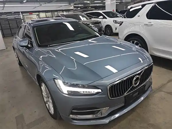 Volvo S90 2020
