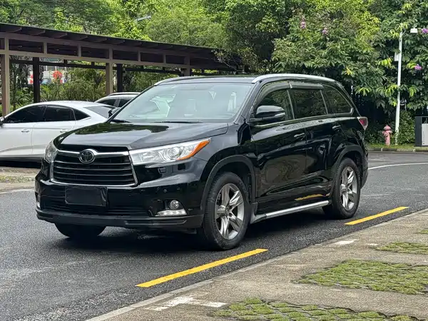 Toyota Highlander 2017