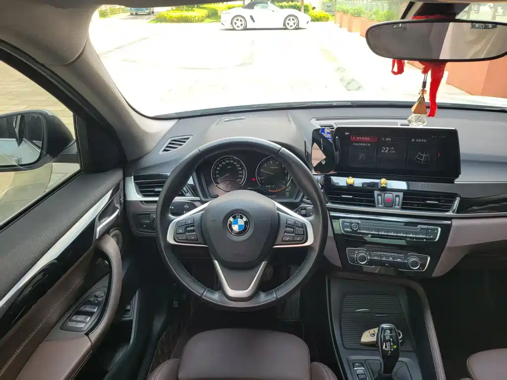 BMW X1 2021 — фото 13