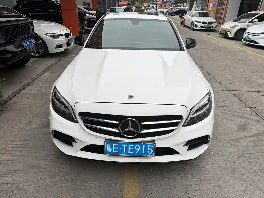 Mercedes-Benz C-Class 2020 — фото 2