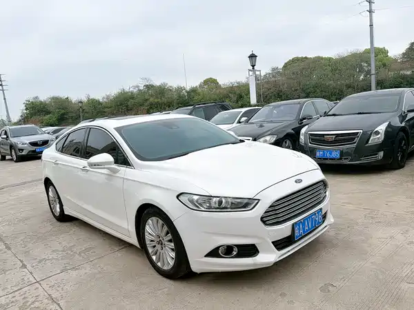 Ford Mondeo 2013