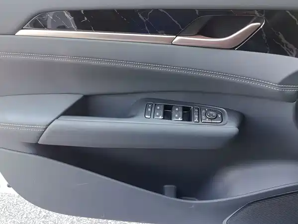 Wuling Starlight 2025
