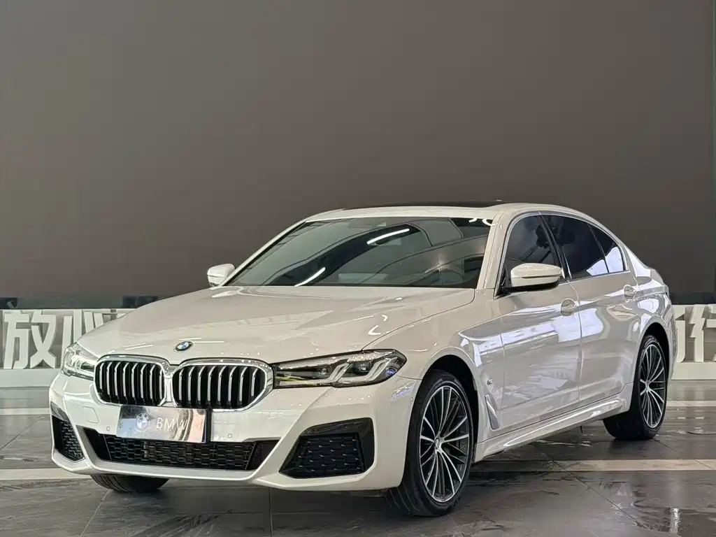 BMW 5 Series 2023