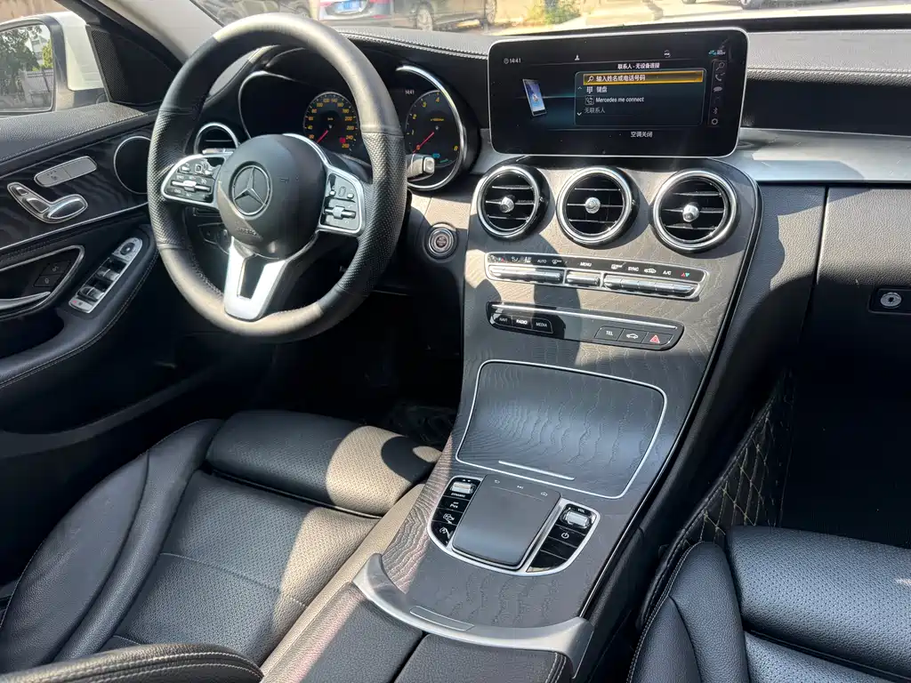 Mercedes-Benz C-Class 2020 — фото 18
