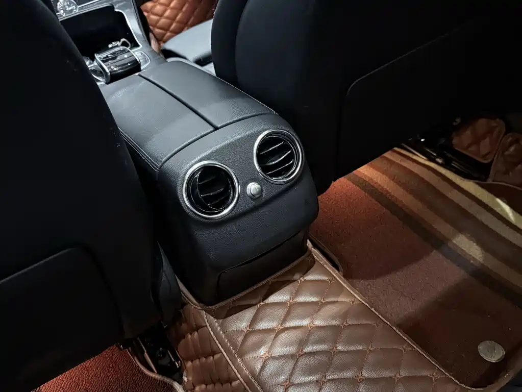 Mercedes-Benz C-Class 2016 — фото 12