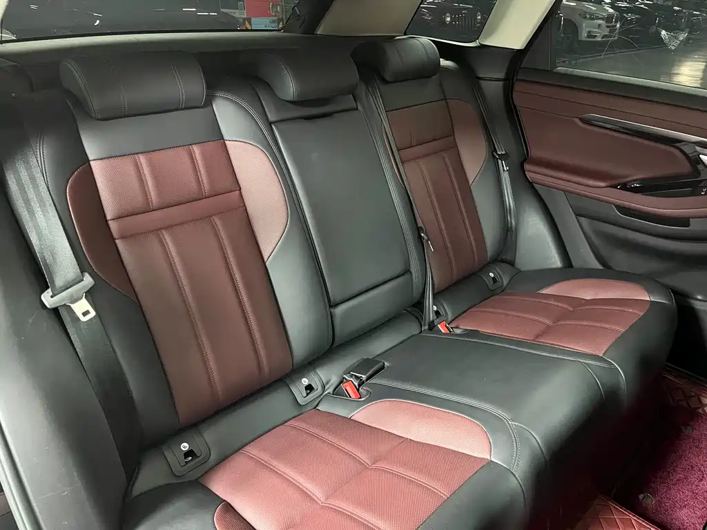 Land Rover Evoque 2022 — фото 22