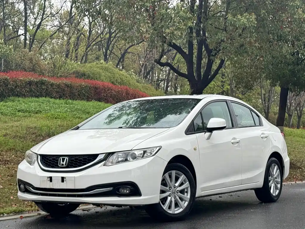 Honda Civic 2016 — фото 1