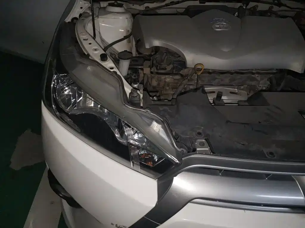 Toyota Yaris L 2014 — фото 23