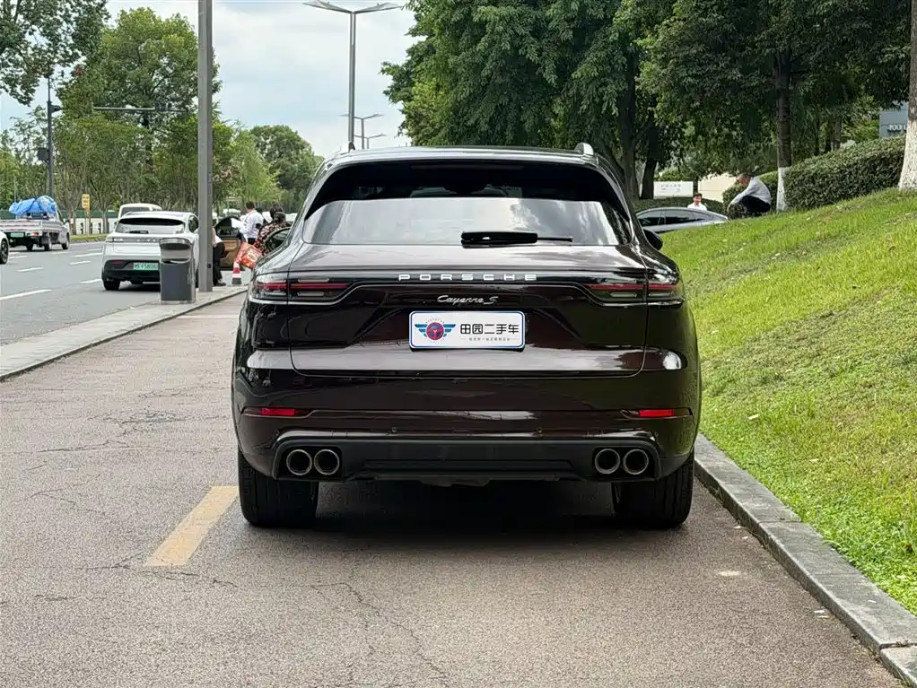Porsche Cayenne 2020