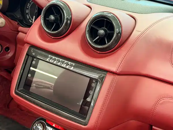 Ferrari California T 2013