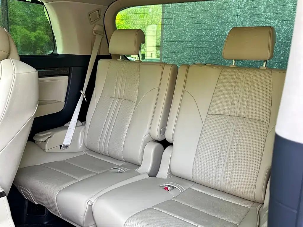 Toyota Vellfire 2022 — фото 21