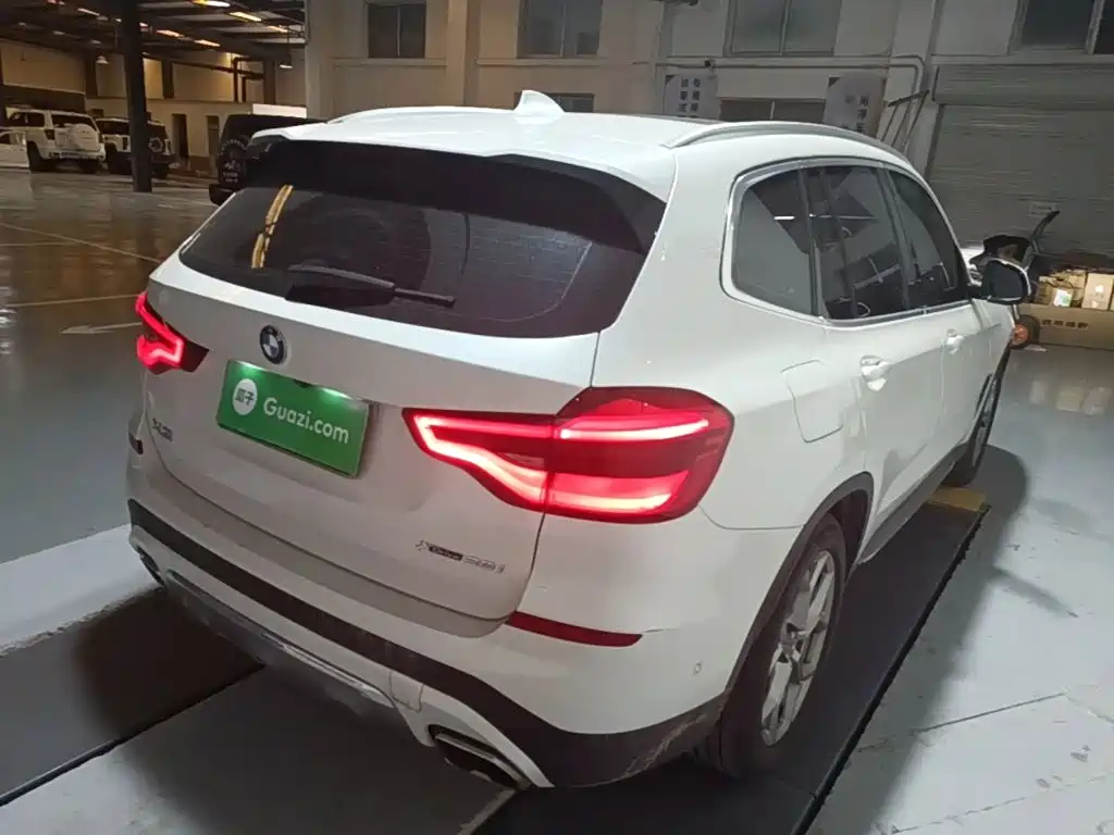 BMW X3 2021
