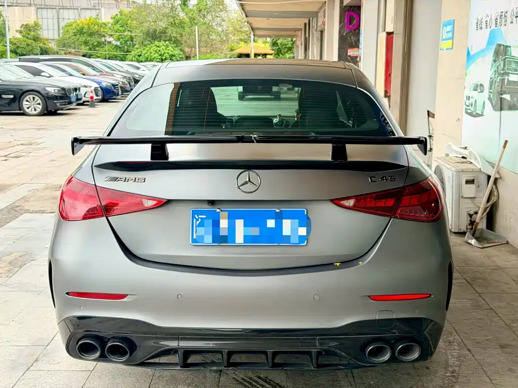 Mercedes-Benz C-Class AMG 2024 — фото 3