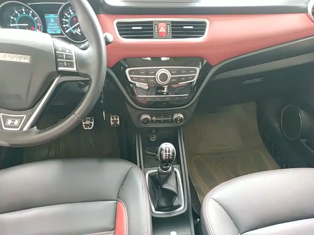 Haval H1 2016 — фото 14