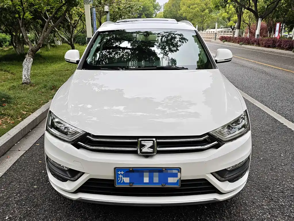 Zotye SR7 2016