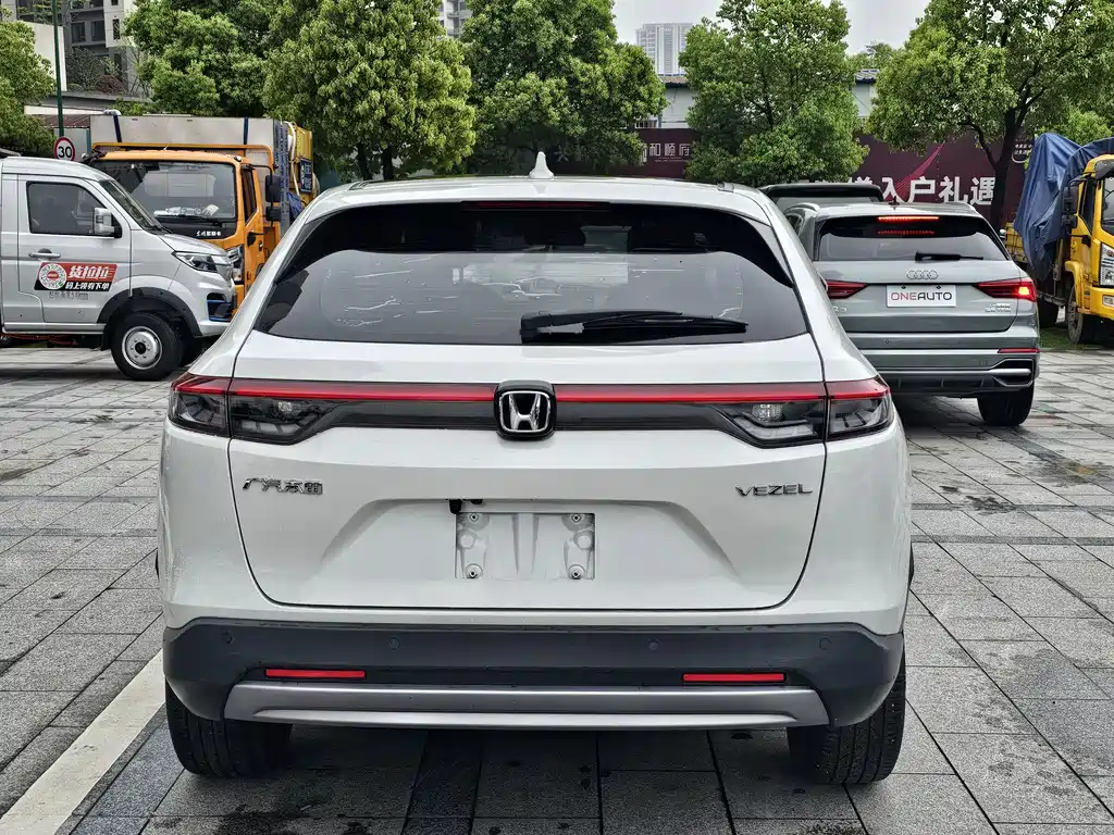Honda Vezel 2023 — фото 13