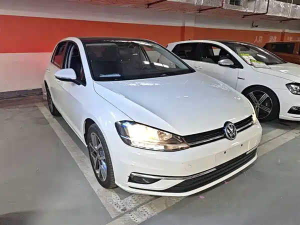 Volkswagen Golf 2020