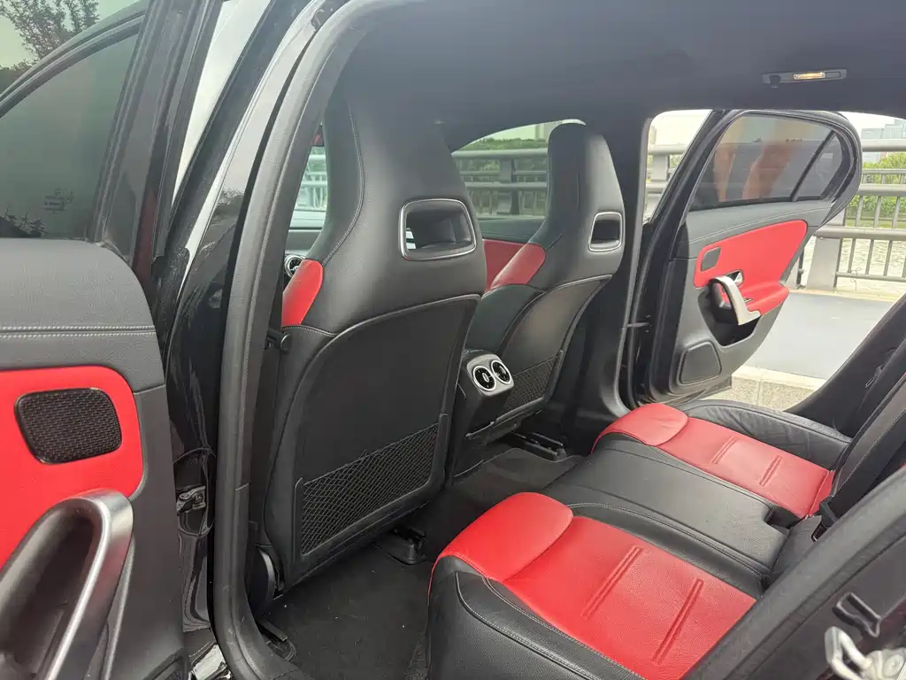 Mercedes-Benz A-Class AMG 2021 — фото 9