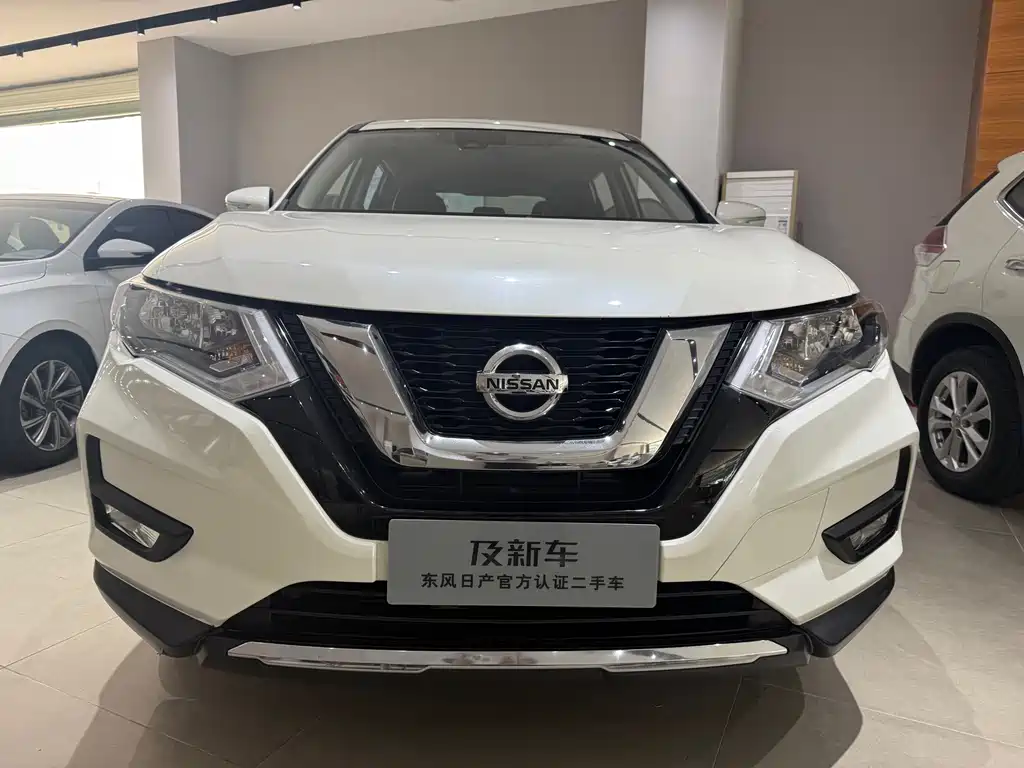 Nissan X-Trail 2018 — фото 2