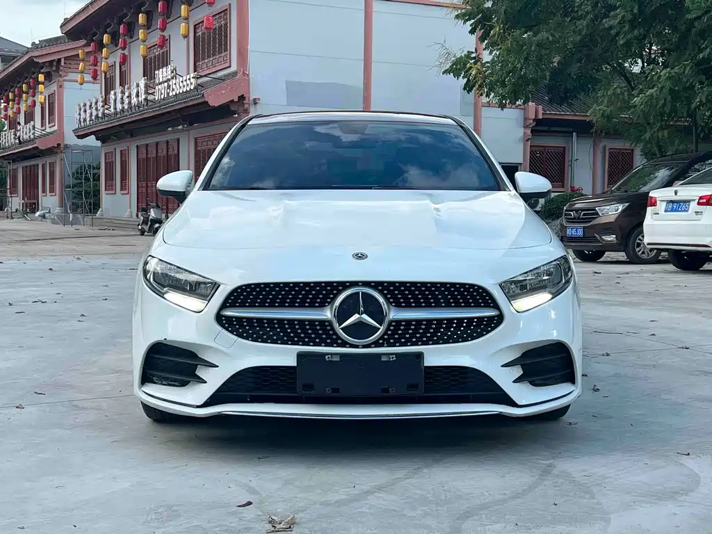 Mercedes-Benz A-Class 2020 — фото 2