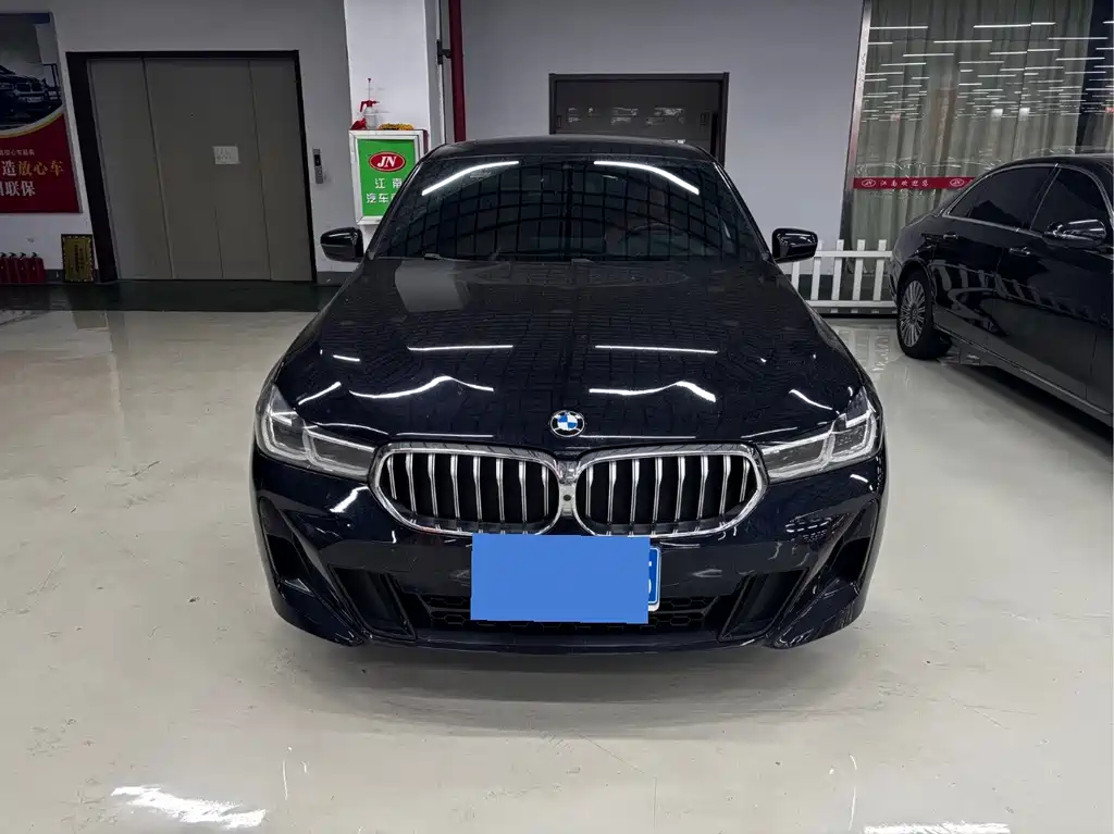 BMW 6 Series GT 2022 — фото 1