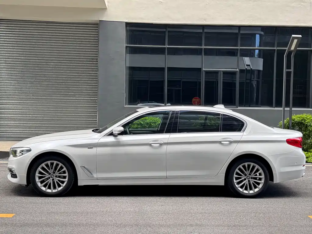 BMW 5 Series 2018